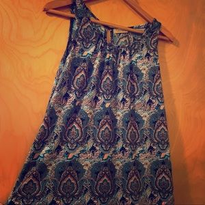 Lavish paisley tank, size S